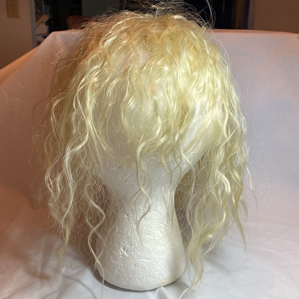 Toppers to cover your own hair to add volume& scrunch hair Synthetic. 2 included - Picture 4 of 6